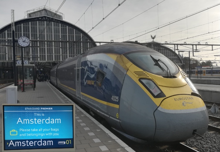 How to get to Media Markt in Amsterdam by Bus, Light Rail, Train or Metro?