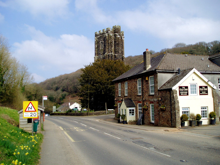 PHO Halwell on the 164 Totnes-Kingsbridge-Salcombe route.