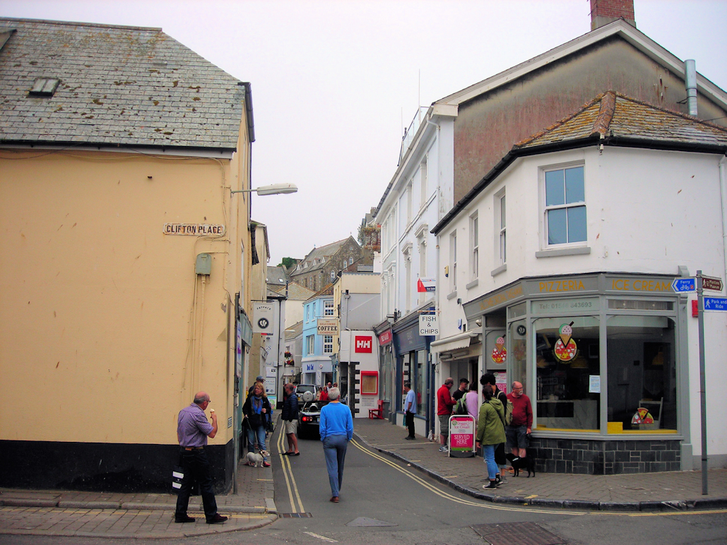 PHO Salcombe streets